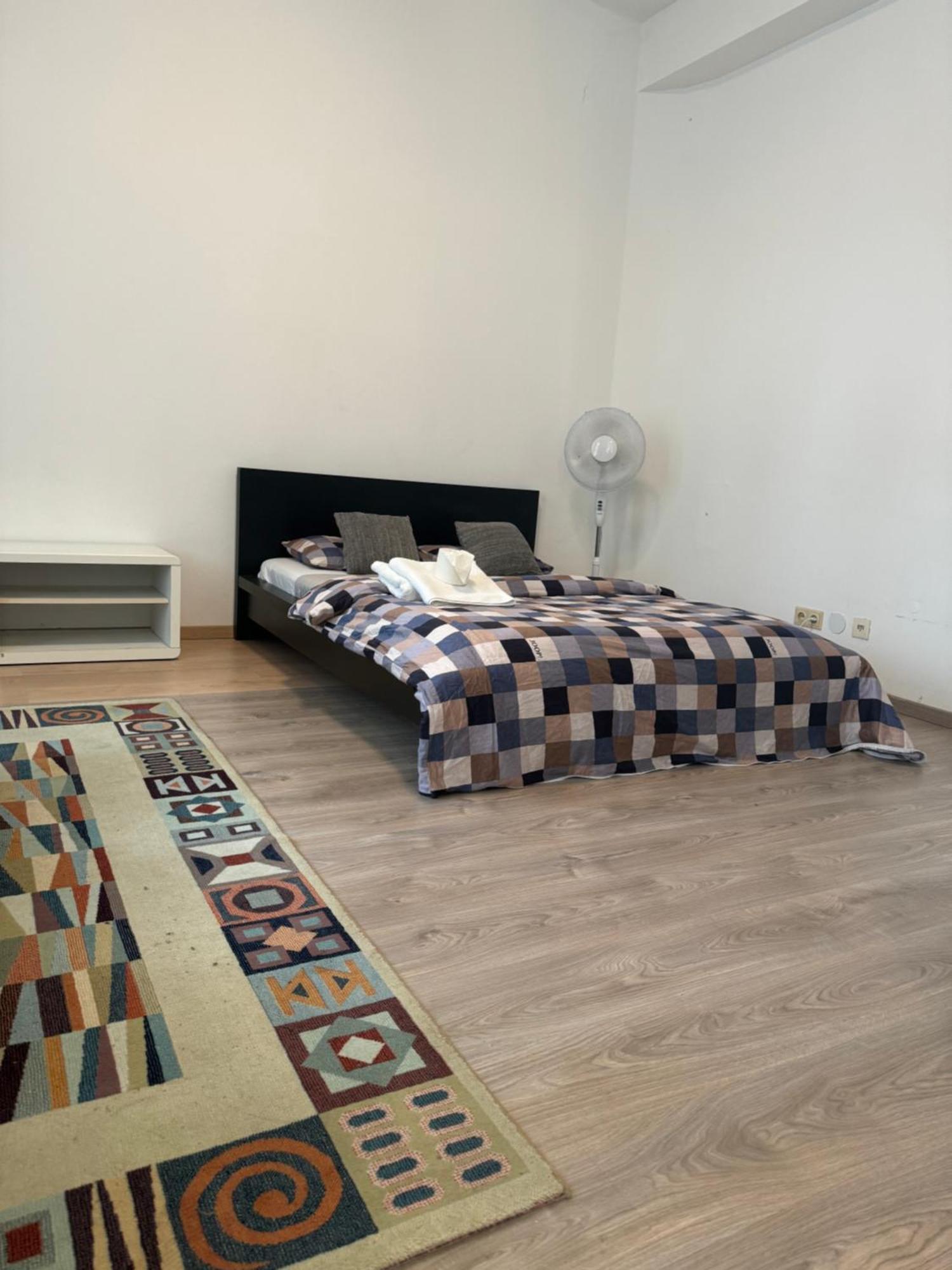 Ganze Klein Unterkunft 1100 Wien מראה חיצוני תמונה