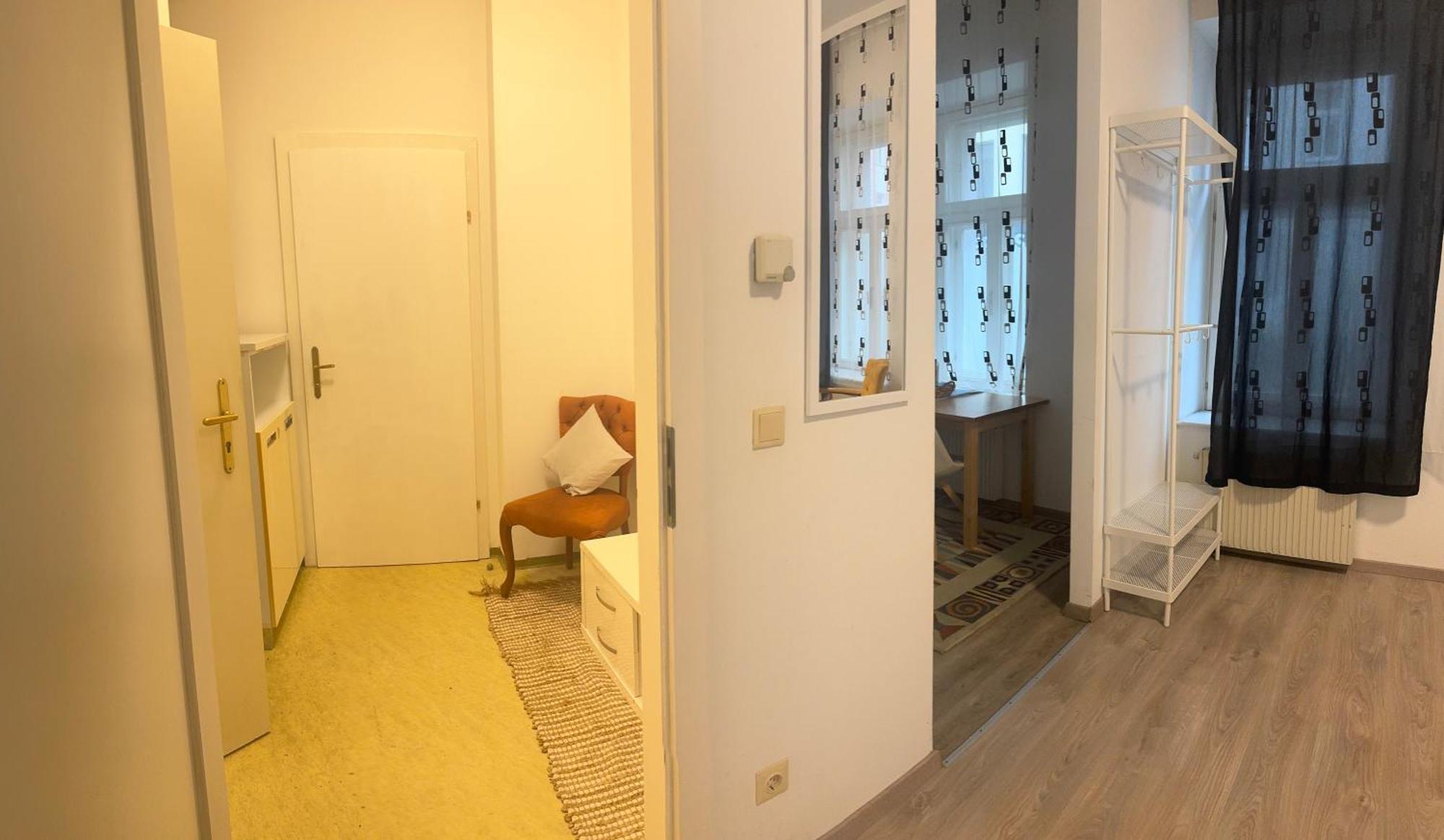 Ganze Klein Unterkunft 1100 Wien מראה חיצוני תמונה